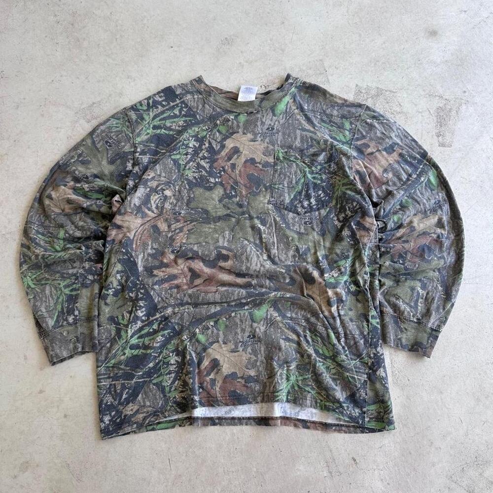 Vintage Real Tree Camouflage Long Sleeve Tee